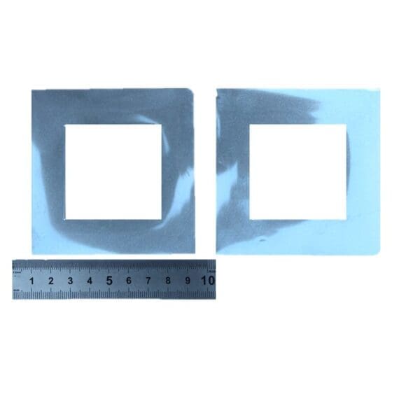 25cm² Border